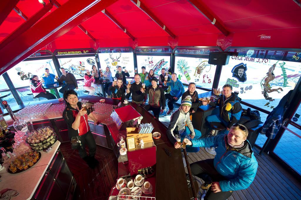 Grizzly Sport & Motorrad Resort Sankt Margarethen im Lungau Eksteriør bilde