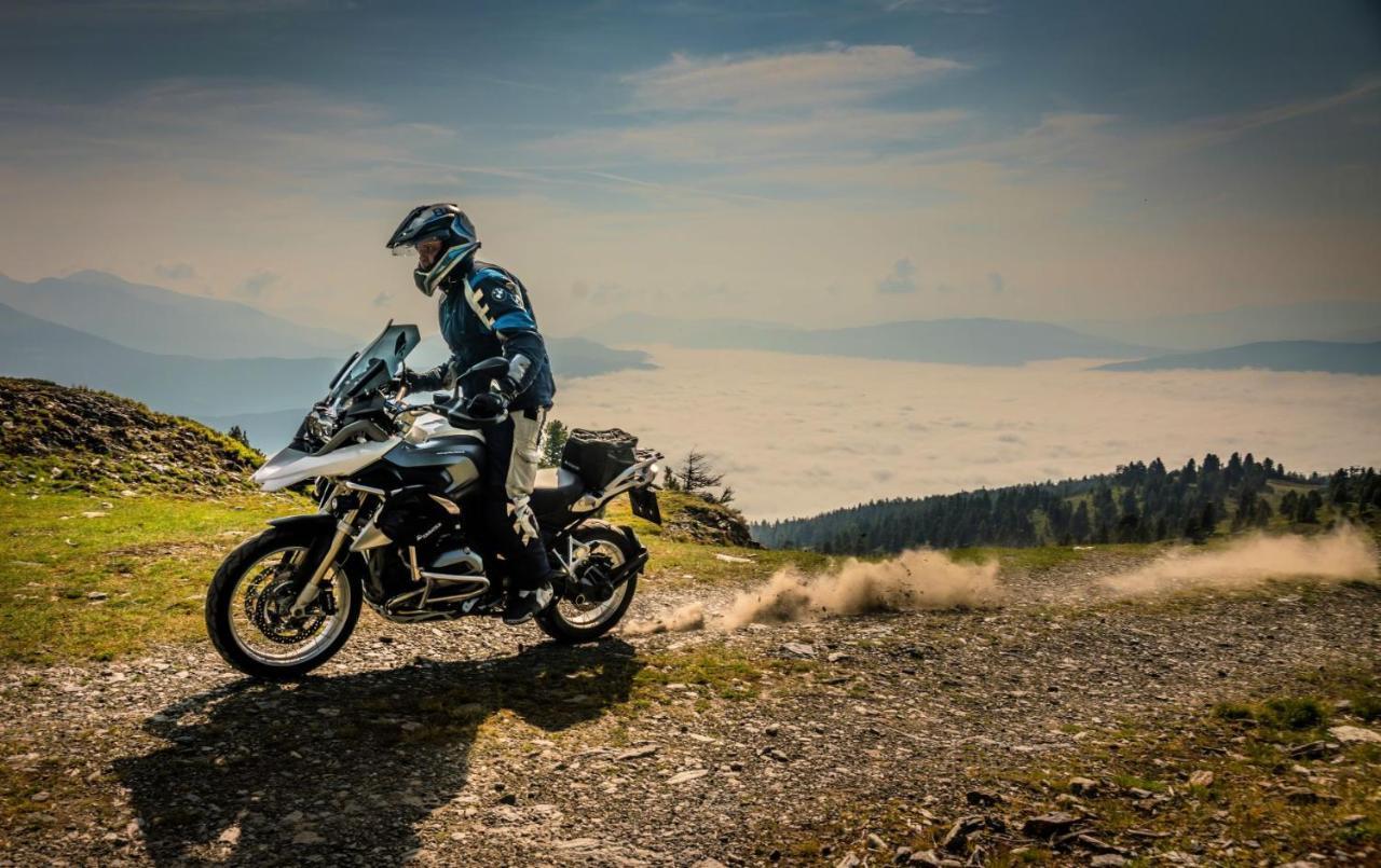 Grizzly Sport & Motorrad Resort Sankt Margarethen im Lungau Eksteriør bilde