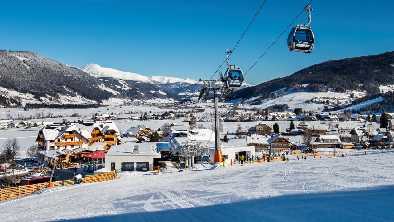 Grizzly Sport & Motorrad Resort Sankt Margarethen im Lungau Eksteriør bilde
